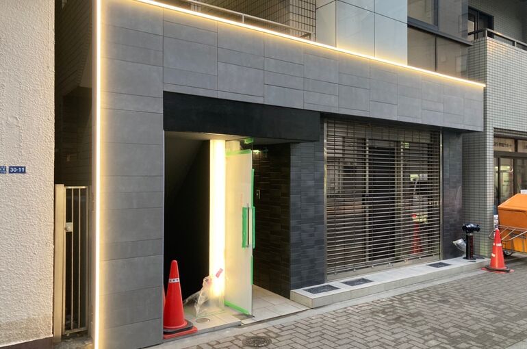 LINE_ALBUM_某　東京エントランス改修工事_230328_0